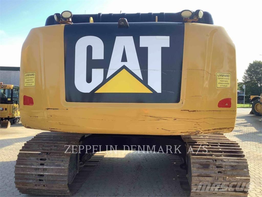 CAT 330FL Excavatoare pe șenile
