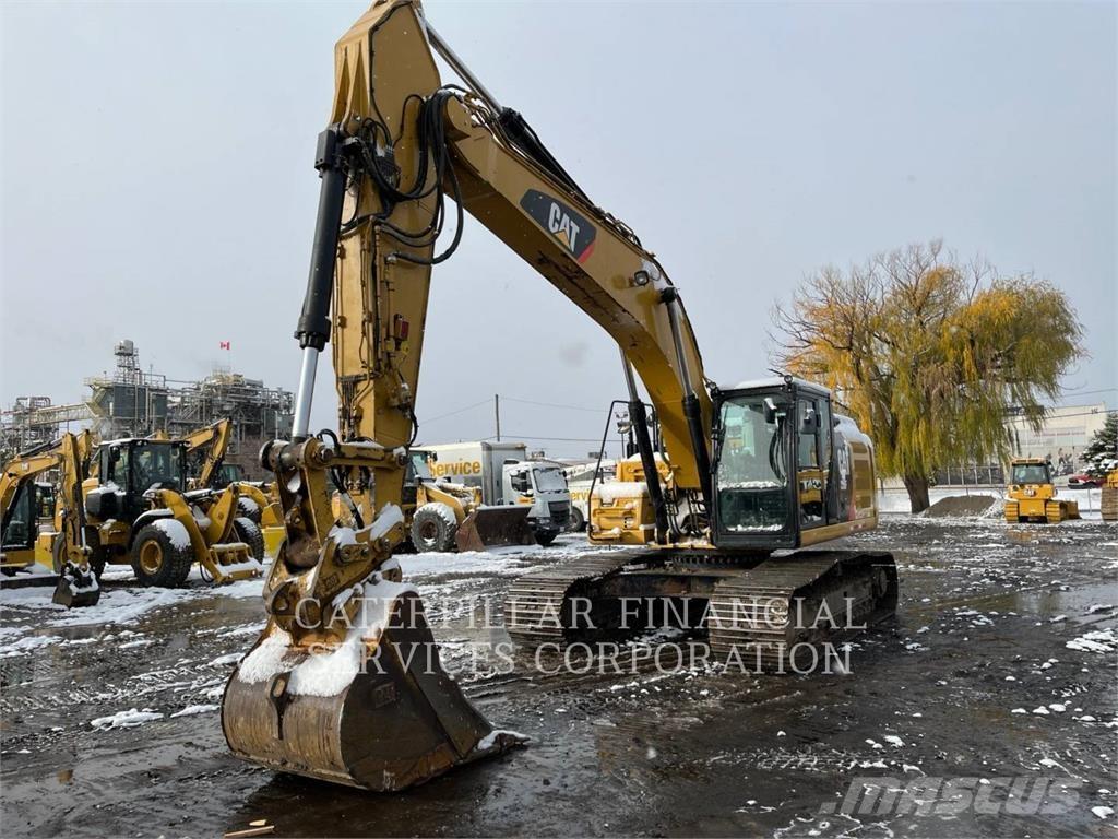 CAT 330FL Excavatoare pe șenile
