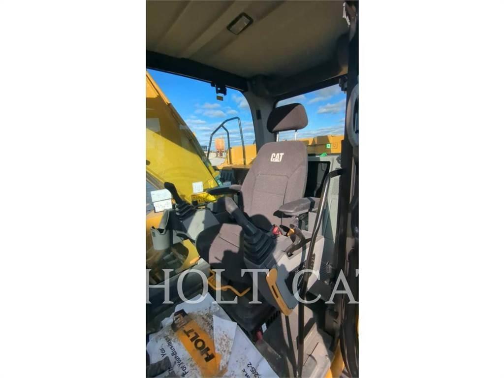CAT 330GC Excavatoare pe șenile

