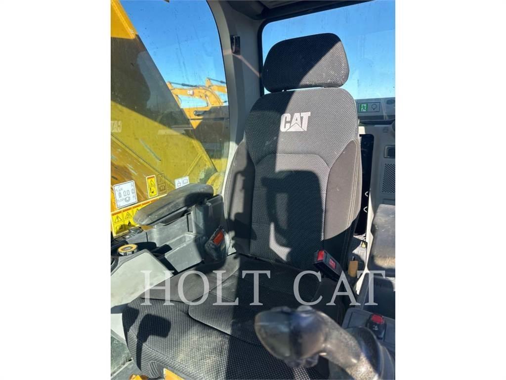 CAT 335 Excavatoare pe șenile
