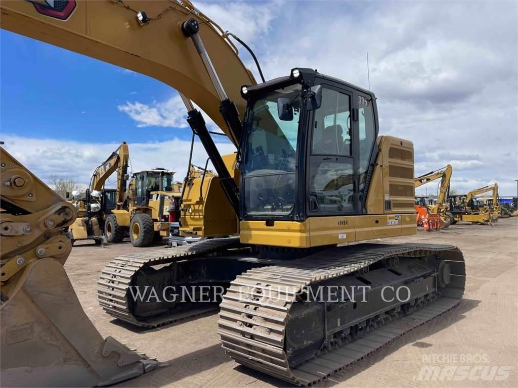 CAT 335 Excavatoare pe șenile
