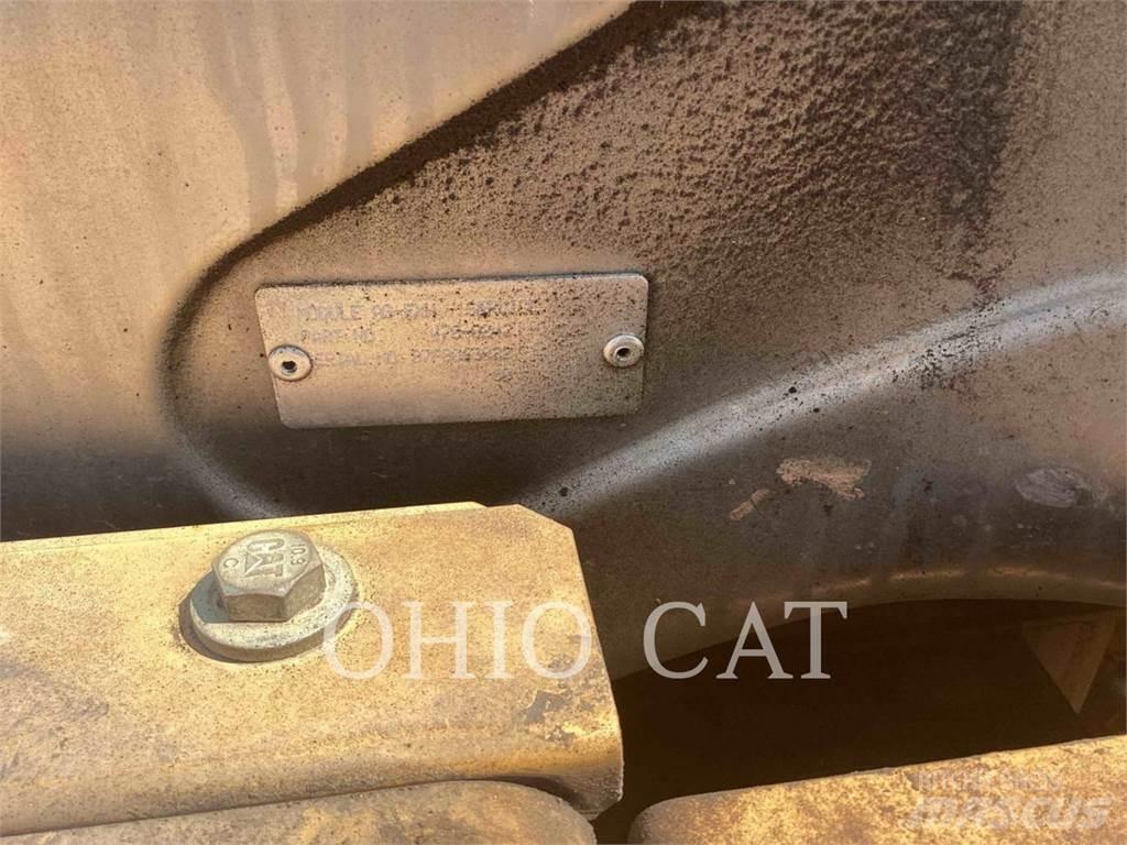 CAT 335FL Excavatoare pe șenile
