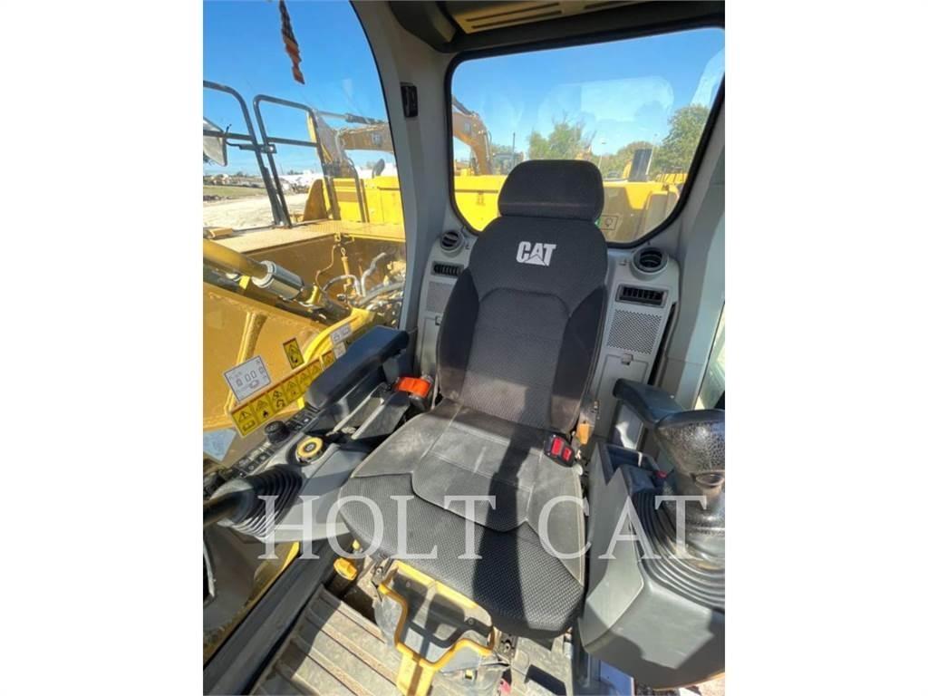CAT 336 10 Excavatoare pe șenile
