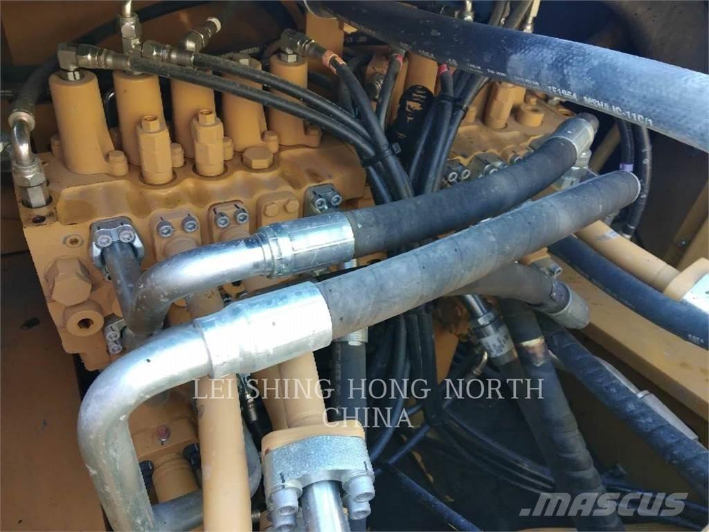 CAT 336D2 Excavatoare pe șenile
