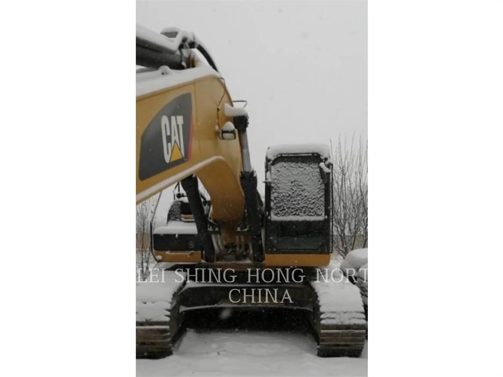 CAT 336D2 Excavatoare pe șenile
