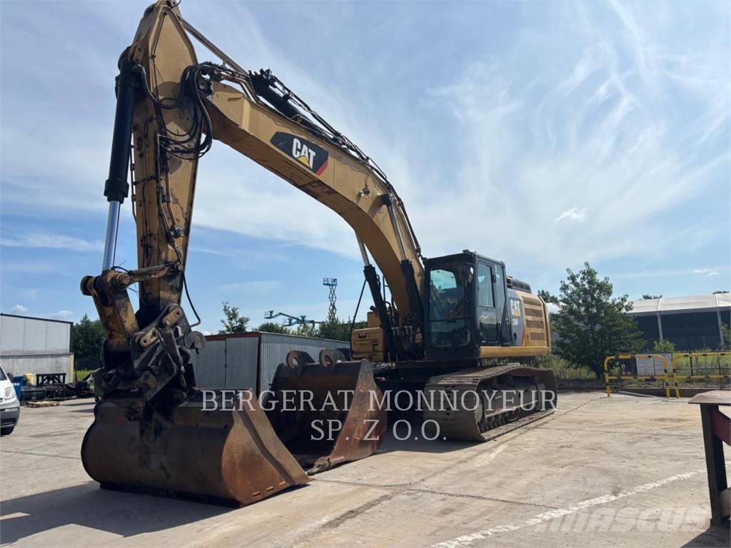 CAT 336F Excavatoare pe șenile
