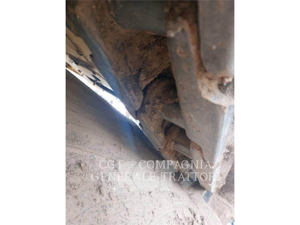 CAT 336F Excavatoare pe șenile
