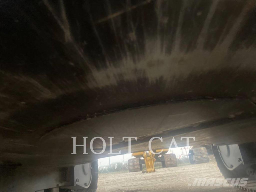 CAT 340 10 Excavatoare pe șenile
