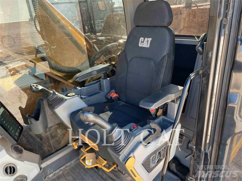 CAT 34008 Excavatoare pe șenile
