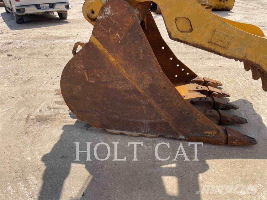 CAT 34008 Excavatoare pe șenile
