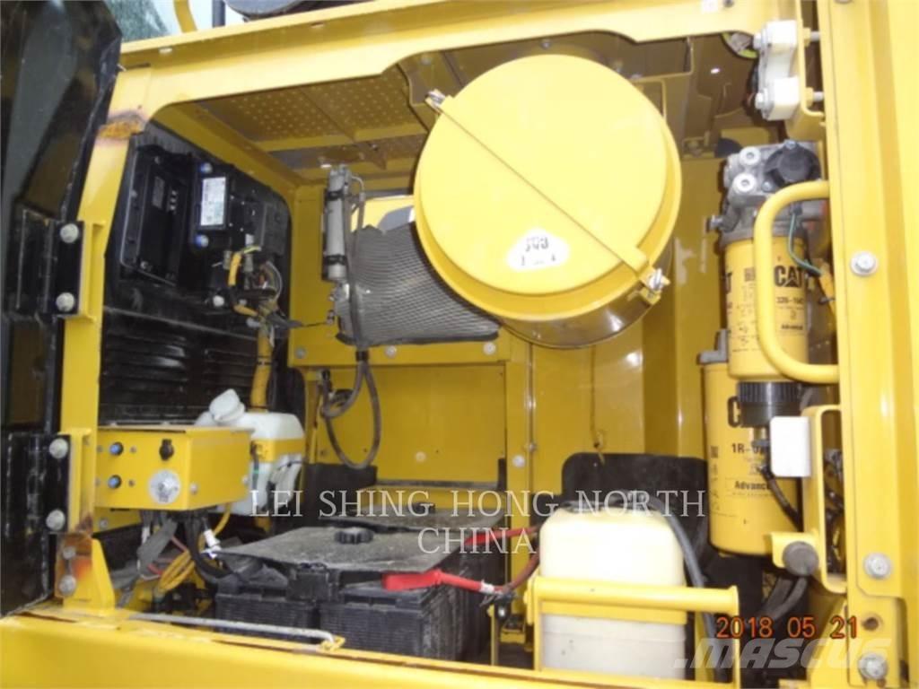 CAT 349D2 Excavatoare pe șenile
