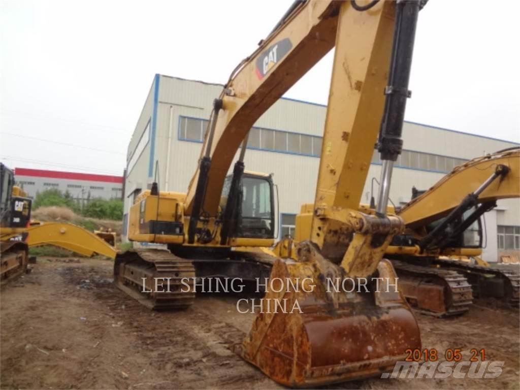 CAT 349D2 Excavatoare pe șenile
