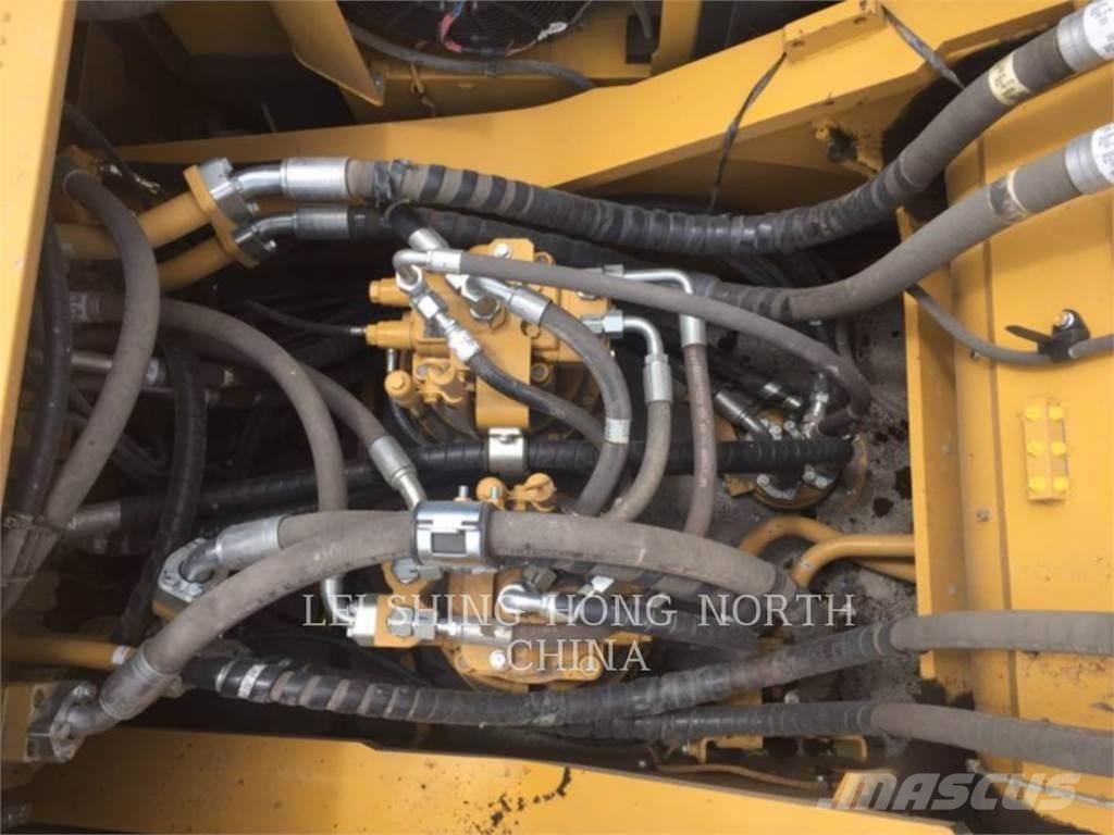 CAT 349D2L Excavatoare pe șenile
