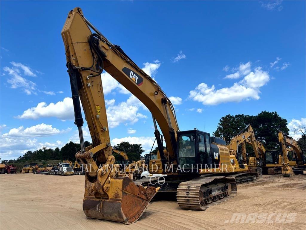 CAT 349F Excavatoare pe șenile

