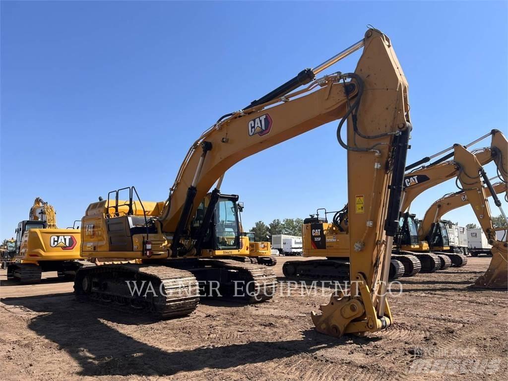 CAT 352 Excavatoare pe șenile
