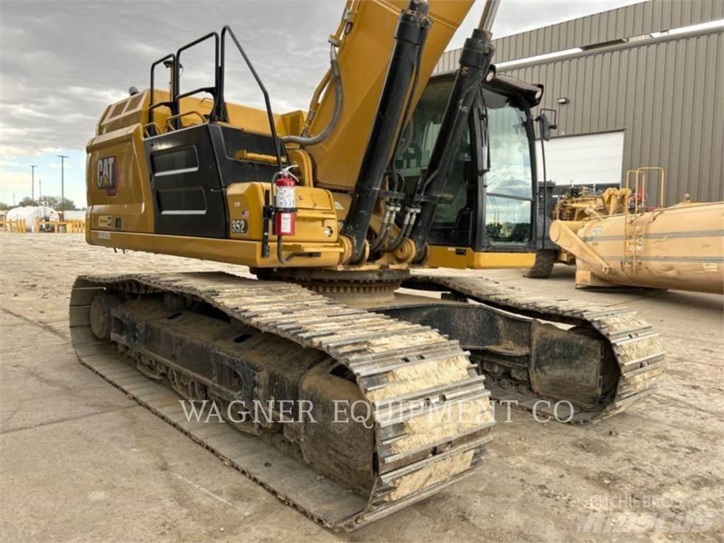 CAT 352 Excavatoare pe șenile
