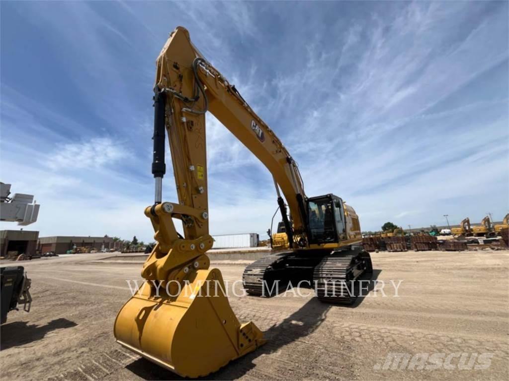 CAT 352 Excavatoare pe șenile
