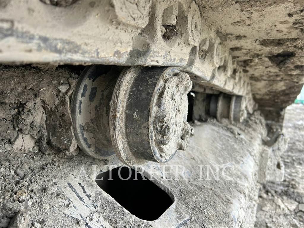 CAT 352-08 3D Excavatoare pe șenile
