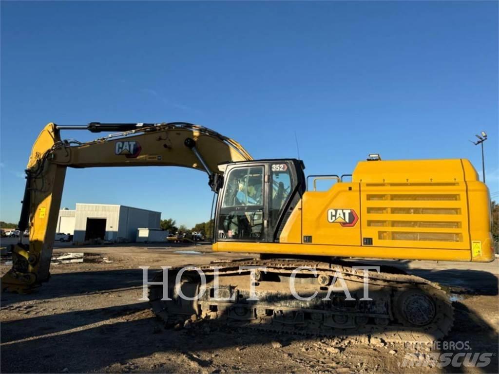 CAT 352 11 Excavatoare pe șenile
