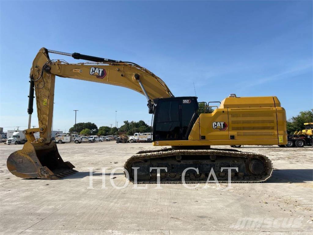 CAT 352 11 Excavatoare pe șenile
