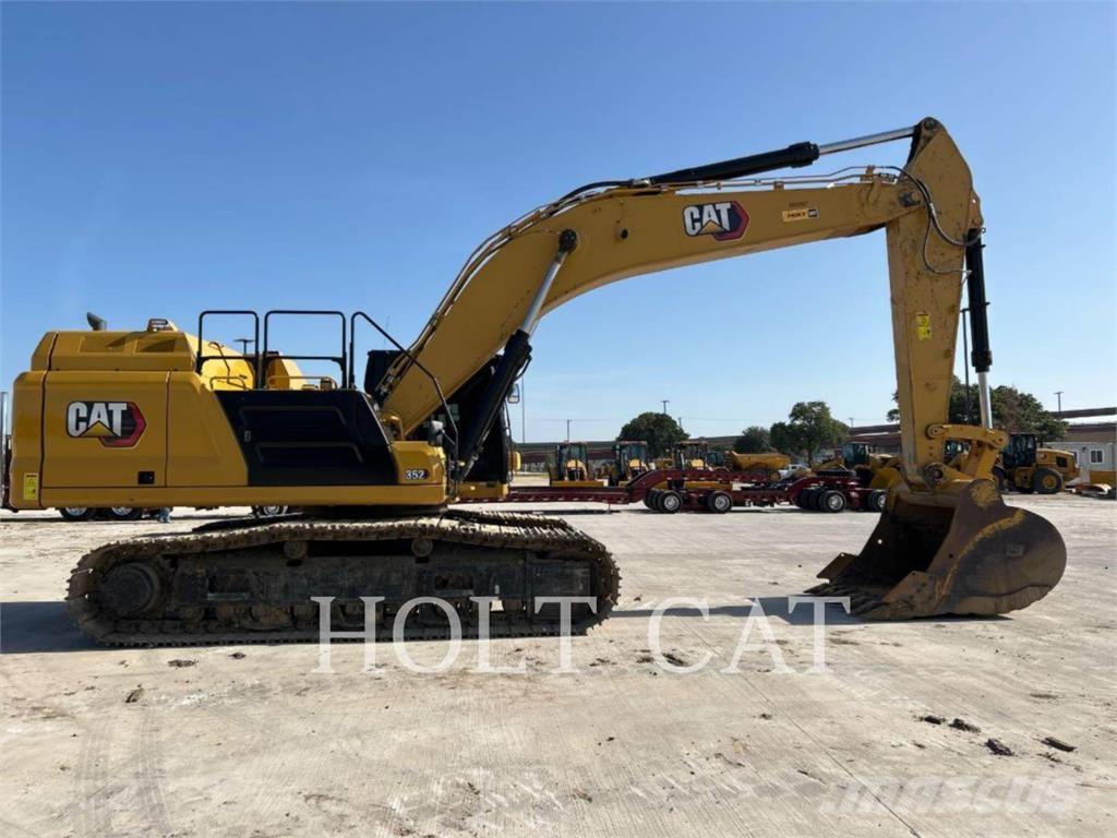 CAT 352 11 Excavatoare pe șenile
