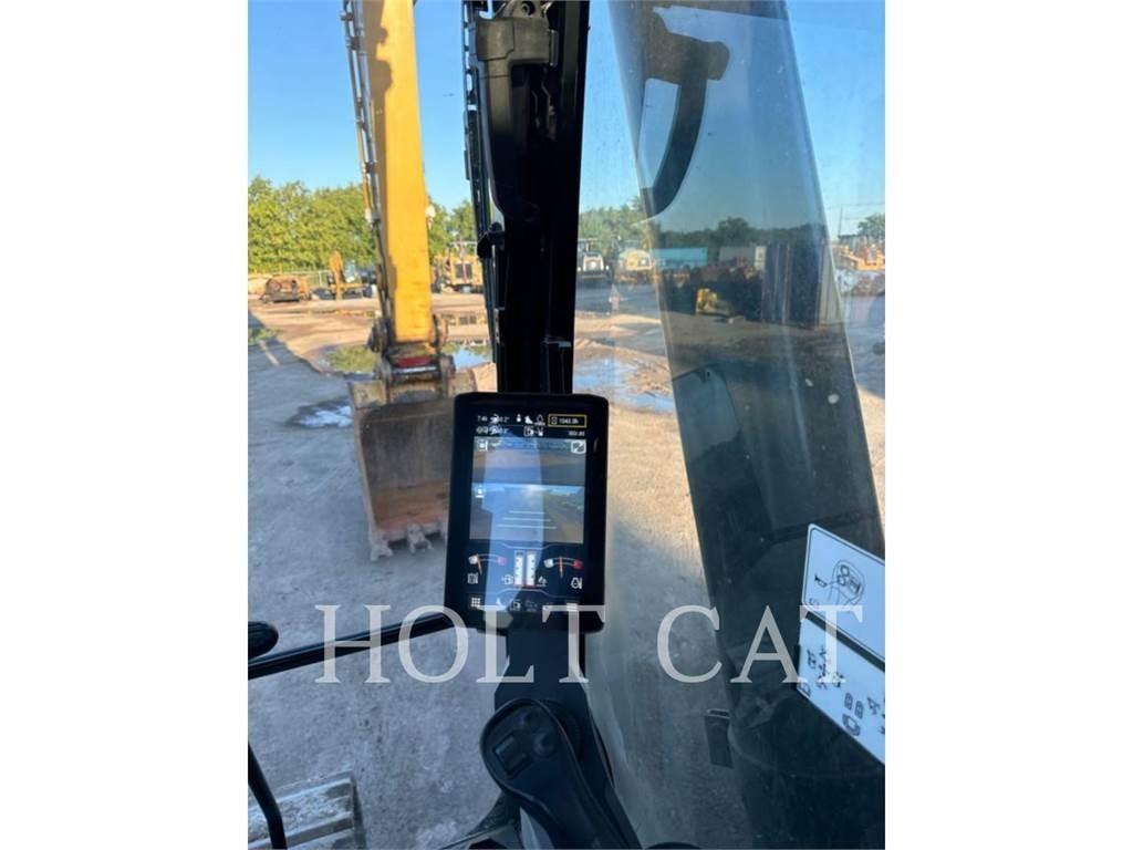 CAT 352 12 TC Excavatoare pe șenile
