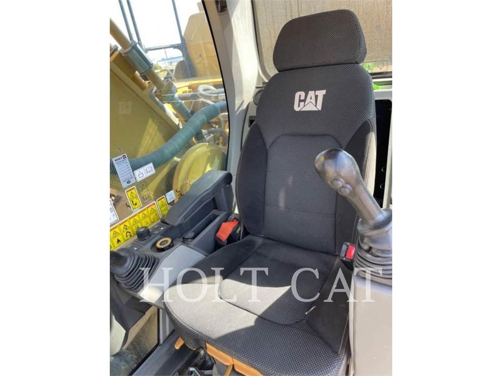 CAT 352 12 TC Excavatoare pe șenile
