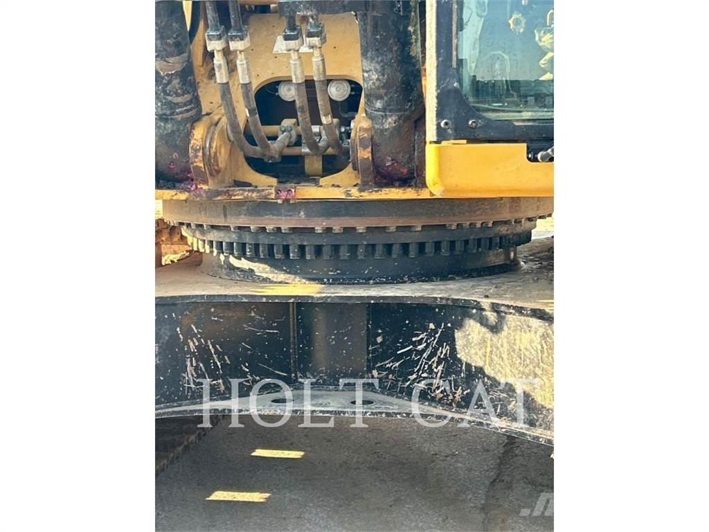 CAT 352 12 TC Excavatoare pe șenile
