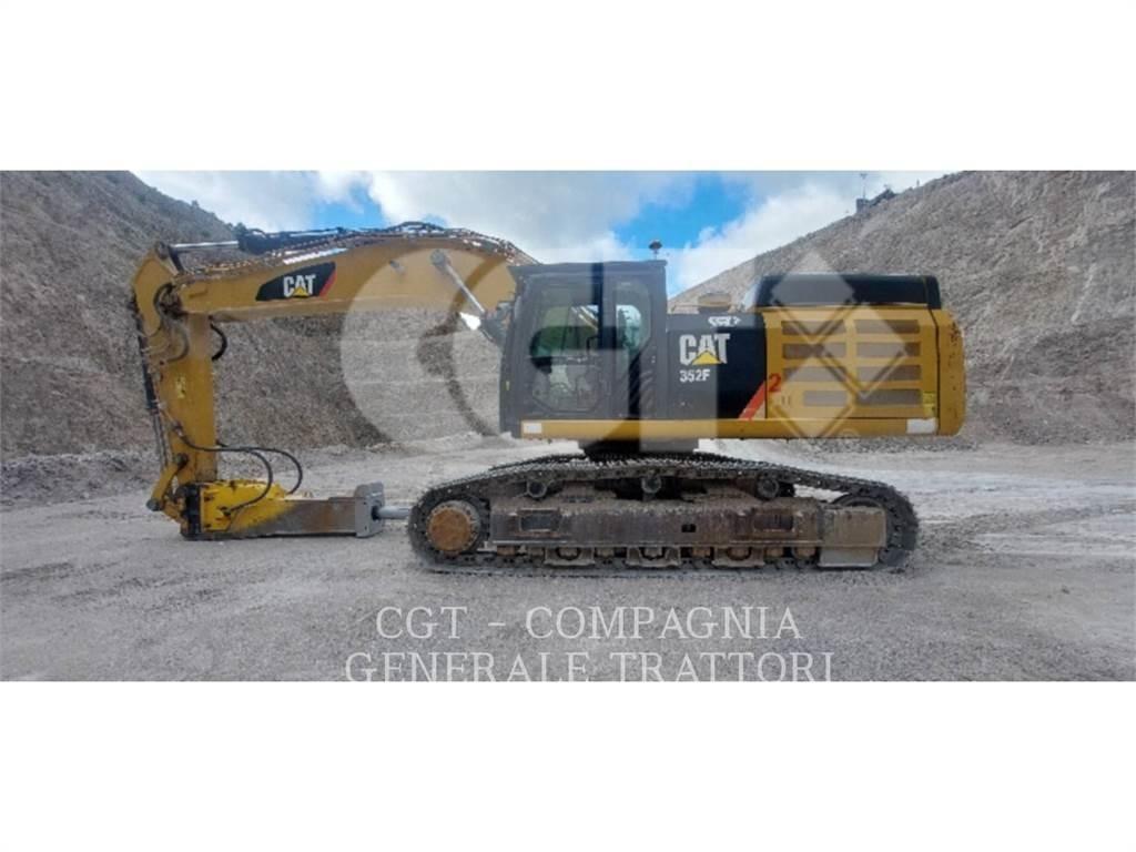 CAT 352F Excavatoare pe șenile
