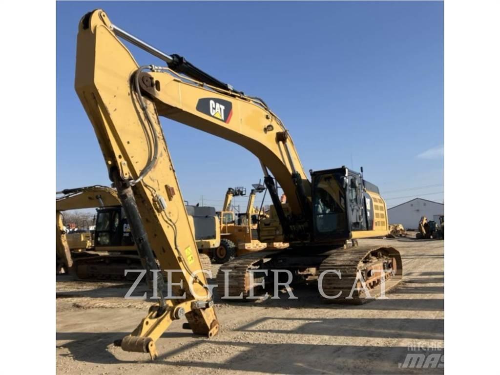 CAT 352F Excavatoare pe șenile
