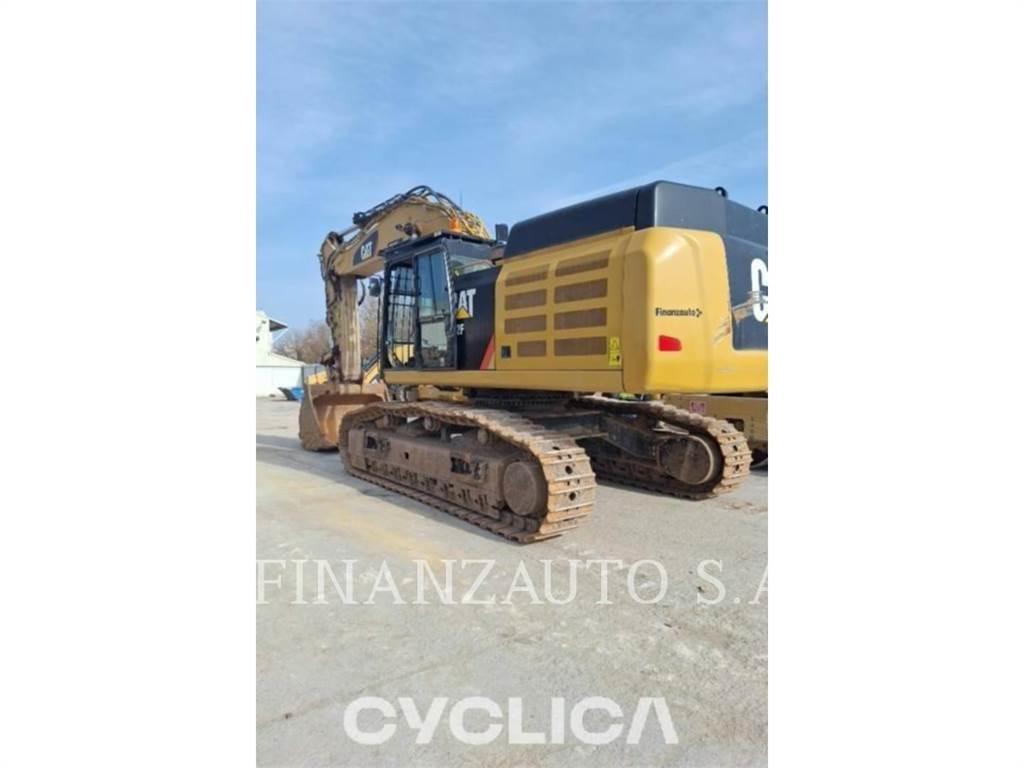 CAT 352FL Excavatoare pe șenile
