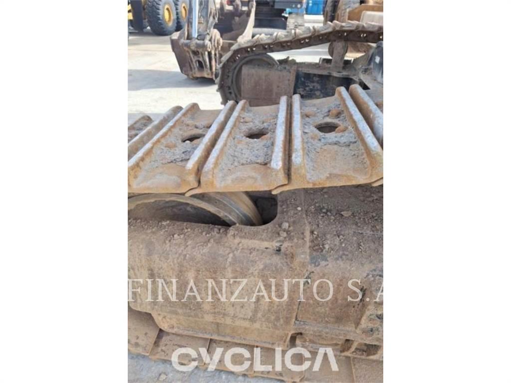 CAT 352FL Excavatoare pe șenile
