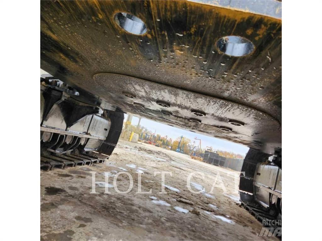 CAT 374 Excavatoare pe șenile
