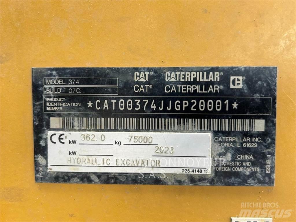CAT 374 Excavatoare pe șenile

