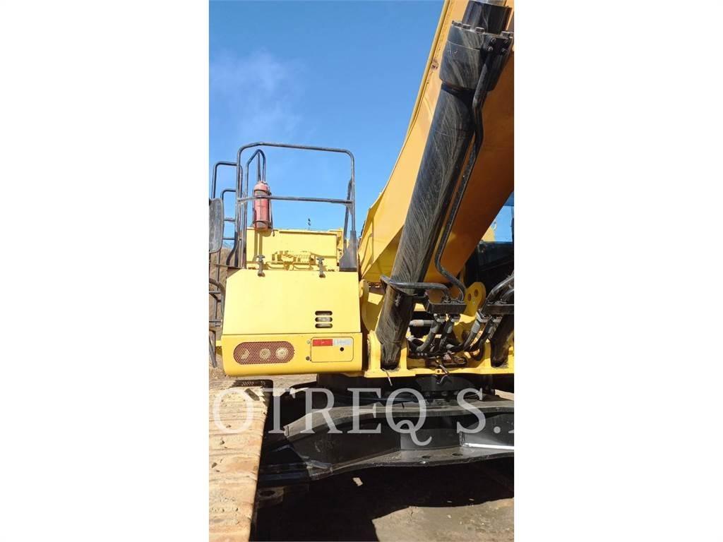 CAT 374FL Excavatoare pe șenile
