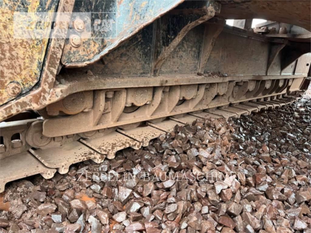 CAT 374FL Excavatoare pe șenile
