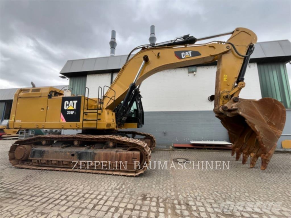 CAT 374FL Excavatoare pe șenile
