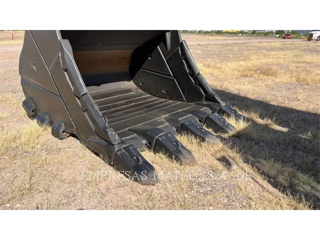 CAT 390DL Excavatoare pe șenile
