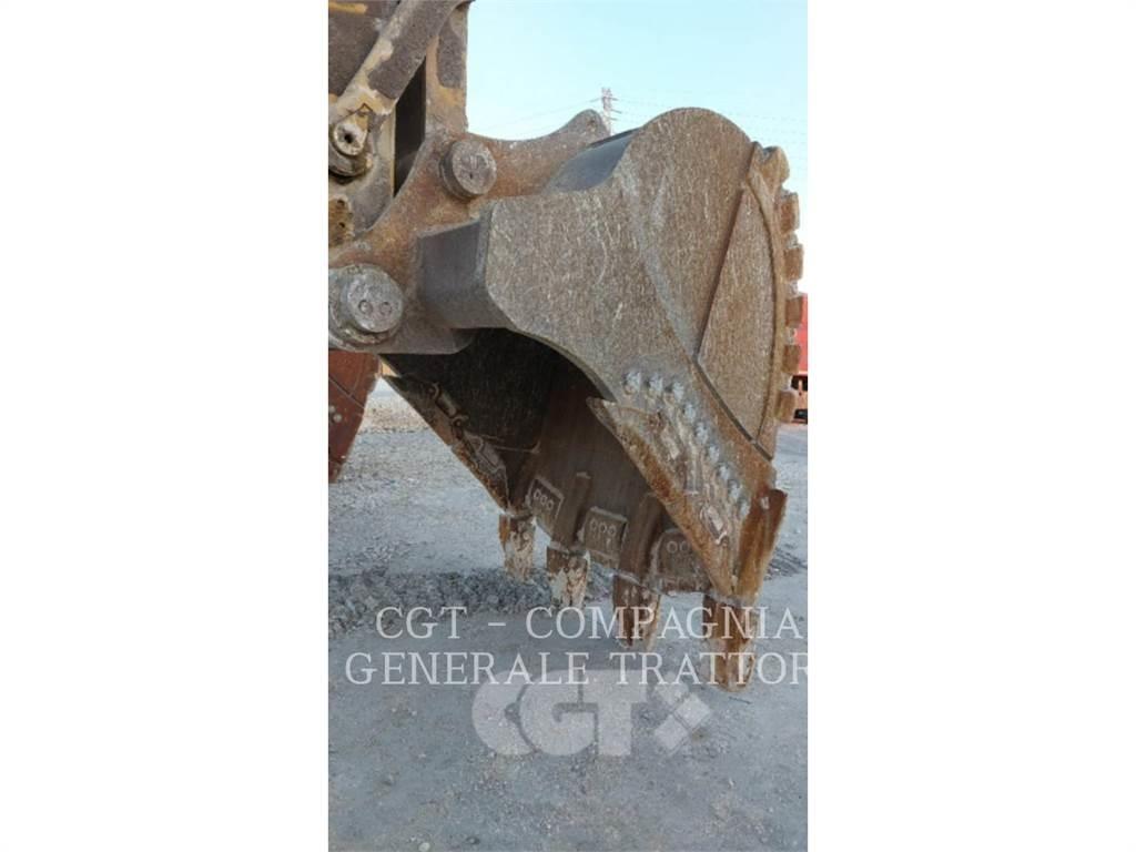 CAT 390F Excavatoare pe șenile
