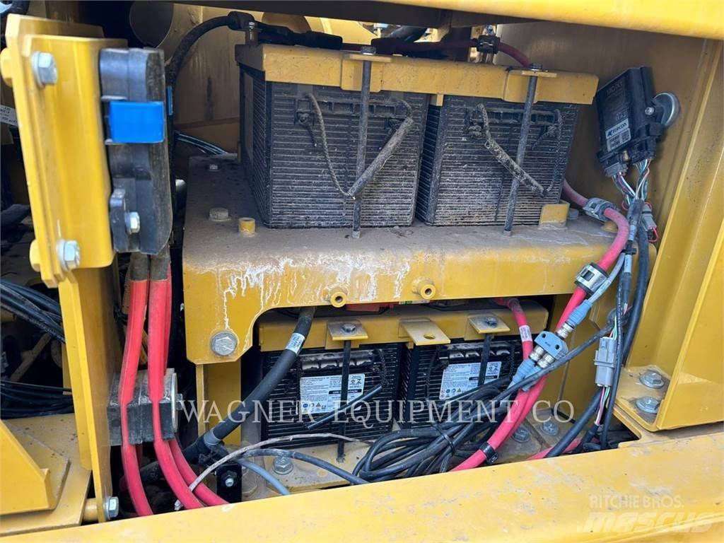 CAT 395 Excavatoare pe șenile

