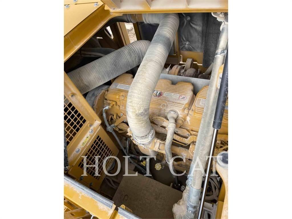 CAT 395 Excavatoare pe șenile
