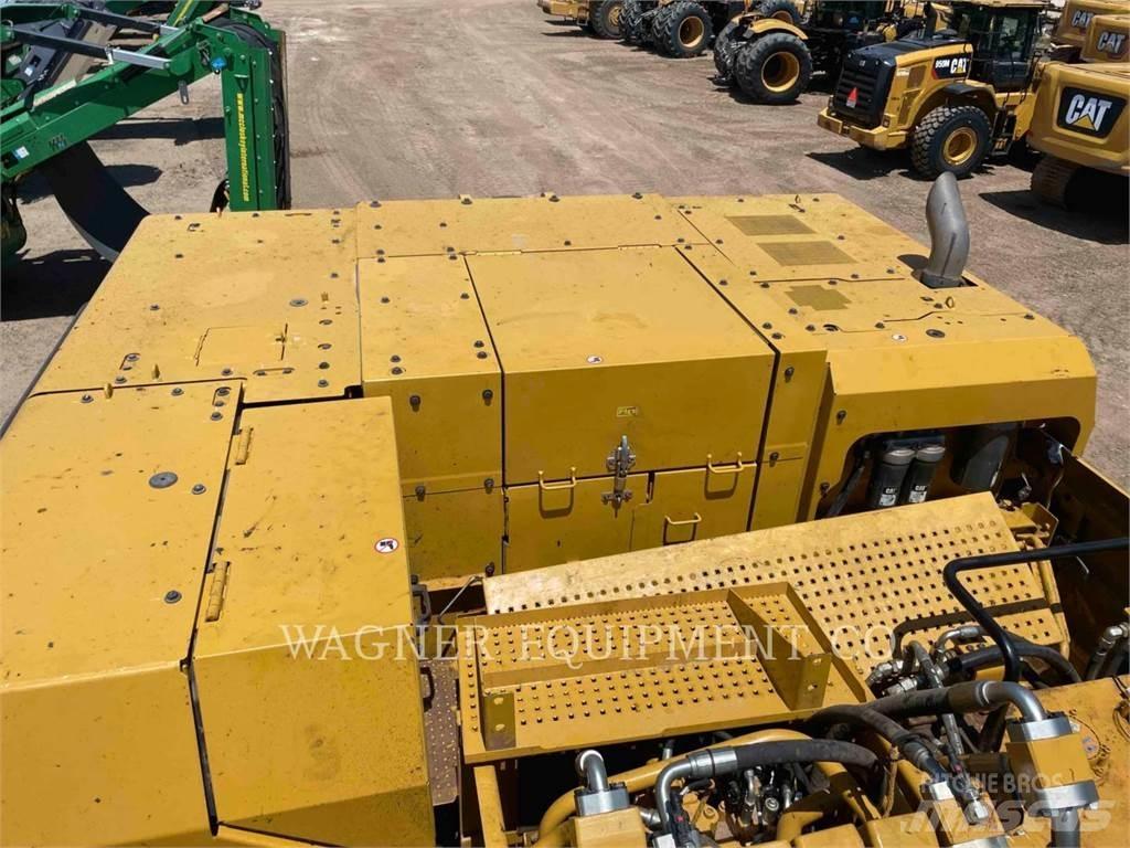 CAT 395 Excavatoare pe șenile
