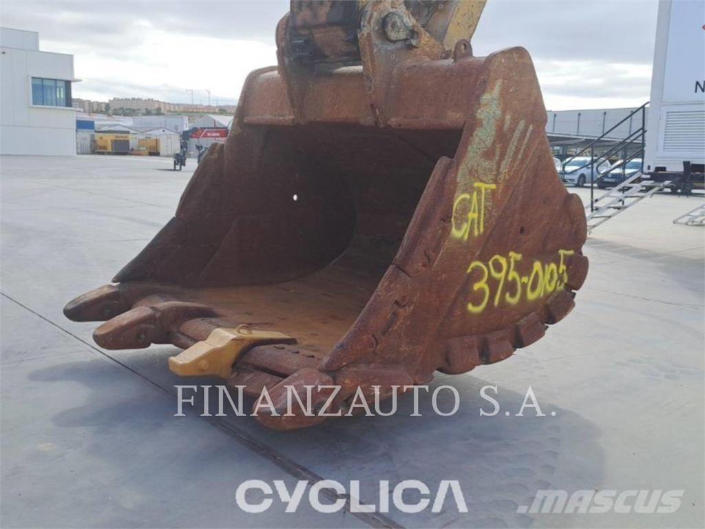 CAT 395L Excavatoare pe șenile
