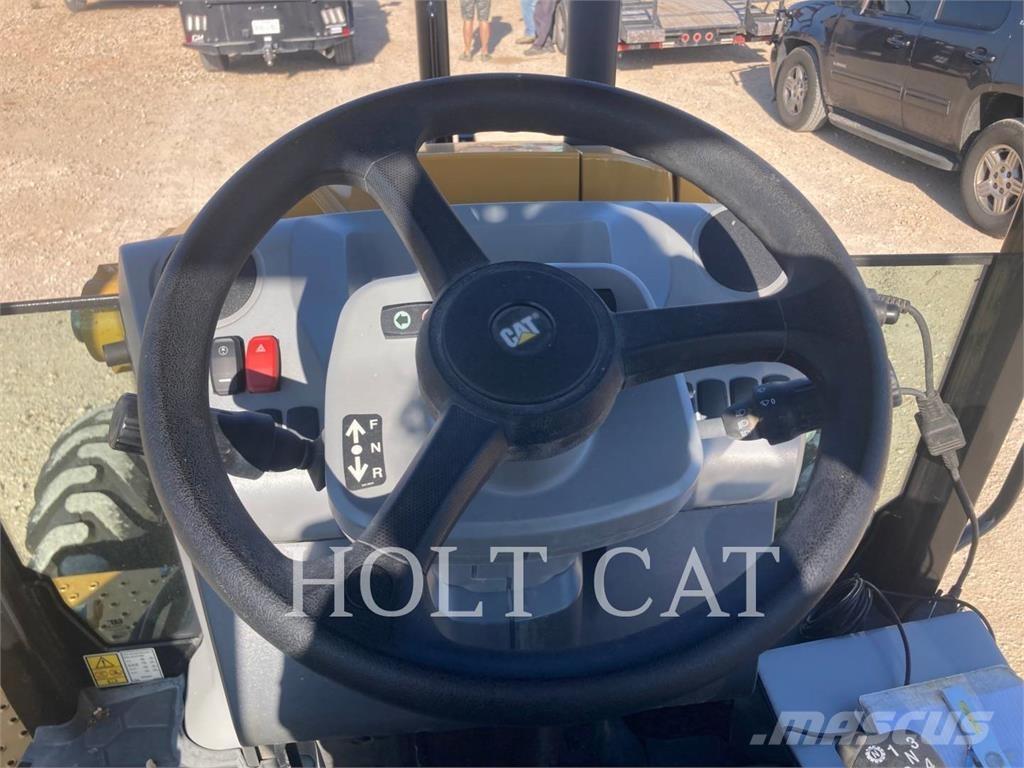 CAT 415-07 Buldoexcavatoare