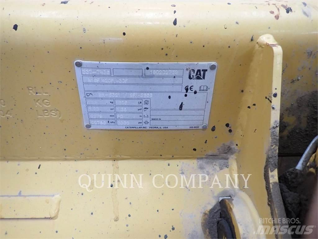 CAT 415F2 IL Buldoexcavatoare