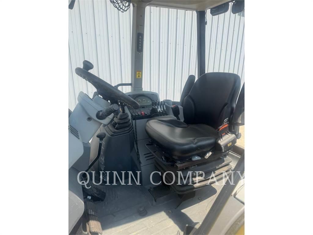 CAT 415F2IL Buldoexcavatoare