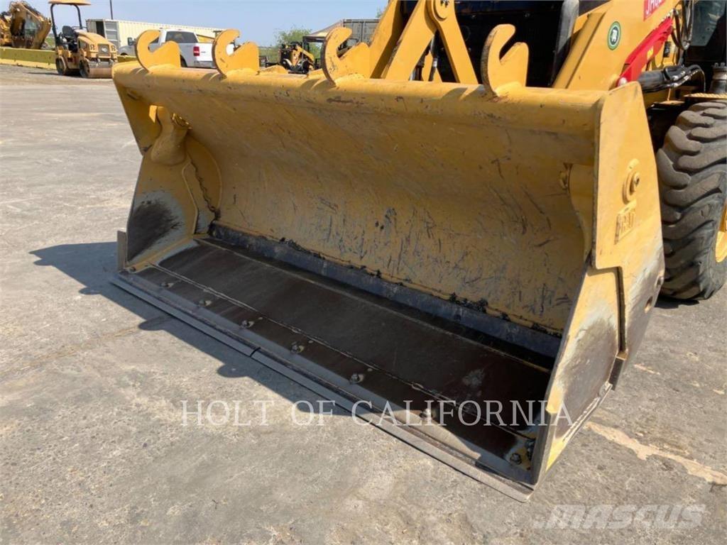 CAT 415IL Incarcator pe pneuri