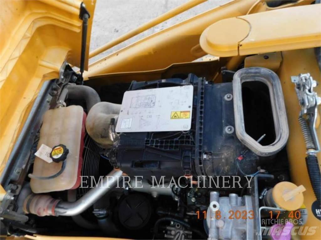 CAT 416F2 4EO Buldoexcavatoare