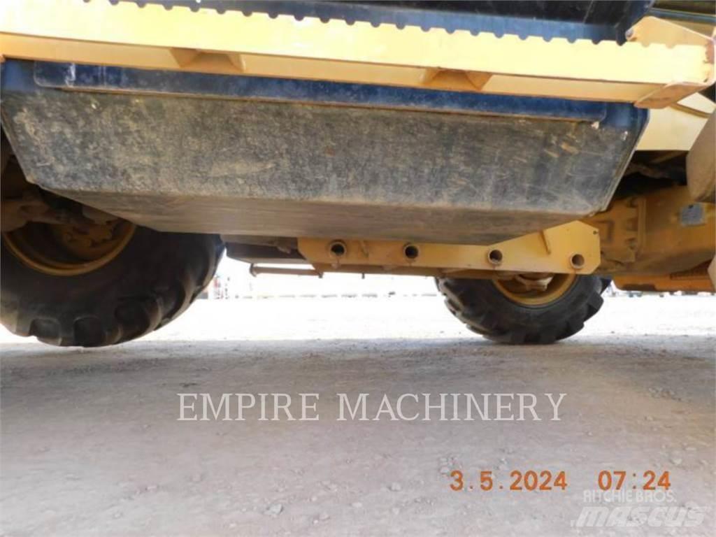CAT 416F2 4EO Buldoexcavatoare