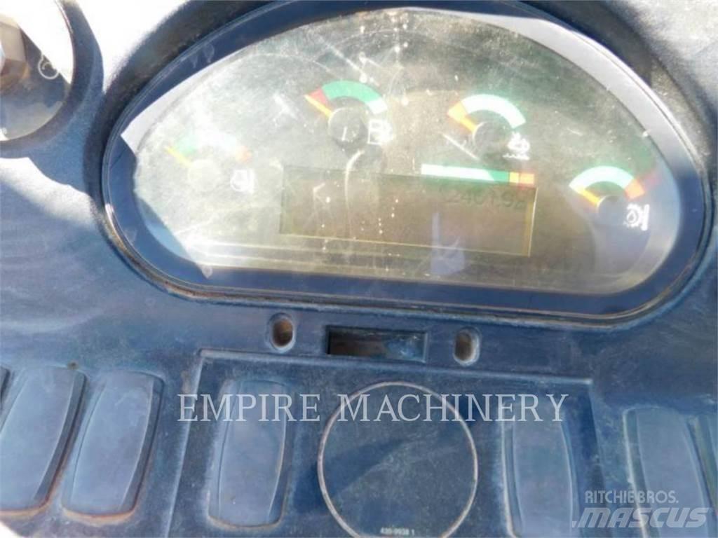 CAT 416F2 4EOP Buldoexcavatoare